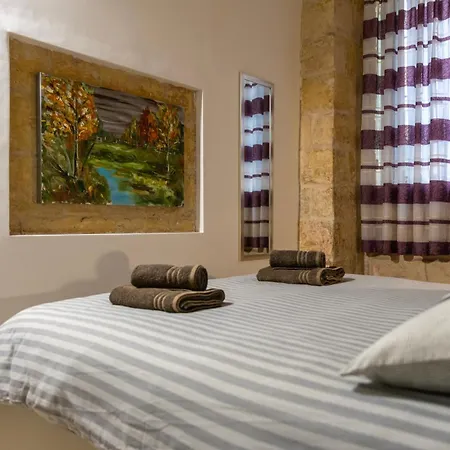 Great Siege Apartmán *