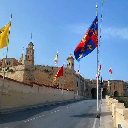 Great Siege Apartmán