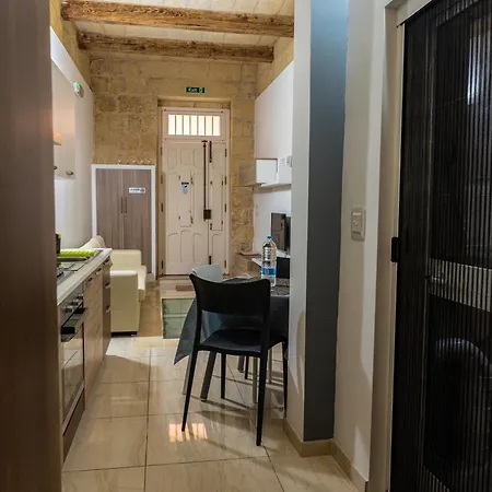 Great Siege Apartment