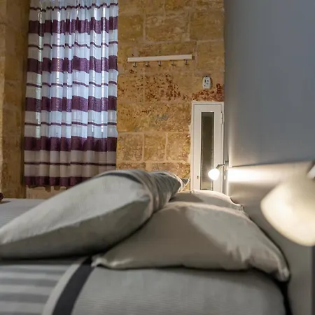 Great Siege Apartment