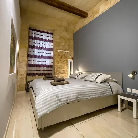 Great Siege Apartment *